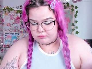 lilmilkylilly Live Webcam on CamSoda