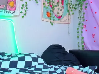 LilMilkyLilly's Live Sex Cam Show