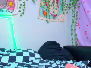 LilMilkyLilly's Live Sex Cam Show