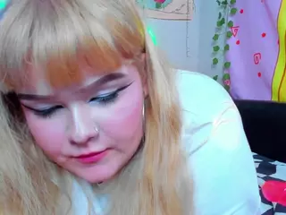 LilMilkyLilly's Live Sex Cam Show