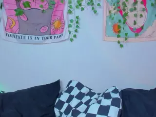 LilMilkyLilly's Live Sex Cam Show