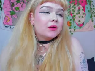 LilMilkyLilly's Live Sex Cam Show
