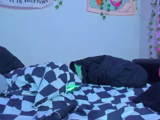 LilMilkyLilly's Live Sex Cam Show