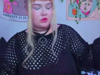 LilMilkyLilly's Live Sex Cam Show