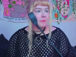 LilMilkyLilly's Live Sex Cam Show
