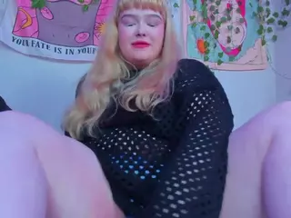 LilMilkyLilly's Live Sex Cam Show