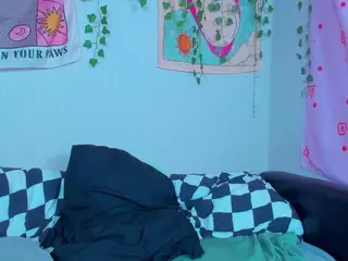 LilMilkyLilly's Live Sex Cam Show