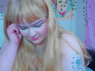 LilMilkyLilly's Live Sex Cam Show