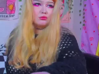 LilMilkyLilly's Live Sex Cam Show