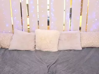 NeylaCharm's Live Sex Cam Show