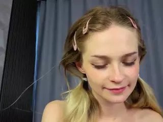 vialeta-baby's Live Sex Cam Show