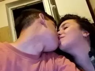 Yourfavoritecouple69's Live Sex Cam Show