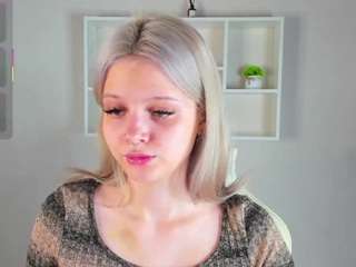 Amanda-Whi1e