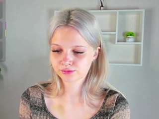 Amanda-Whi1e