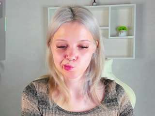 Amanda-Whi1e