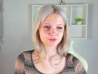 Amanda-Whi1e