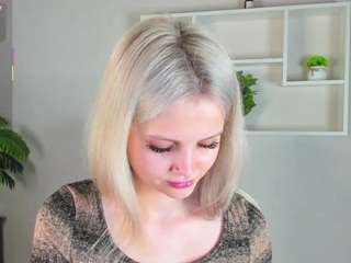 Amanda-Whi1e