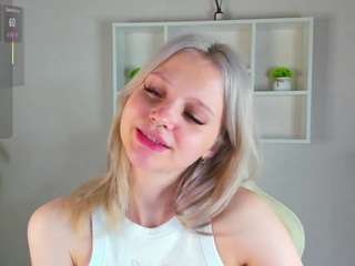 Amanda-Whi1e