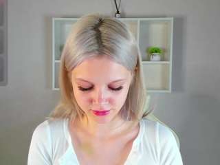Amanda-Whi1e
