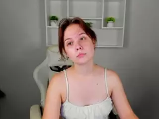 Joyce's Live Sex Cam Show