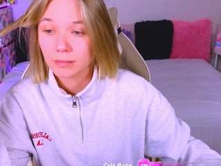 miamorriss's CamSoda show and profile