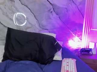 alicestonee from CamSoda