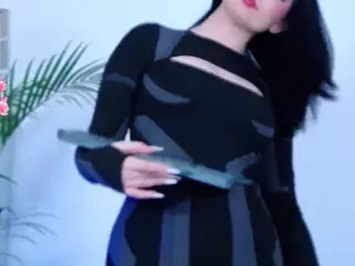 AveryWillow's Live Sex Cam Show