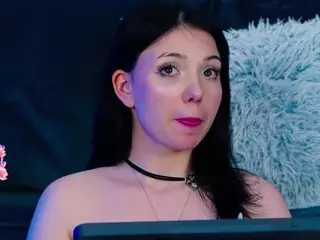 AveryWillow's Live Sex Cam Show