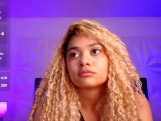 curly-marshall Live Webcam on CamSoda