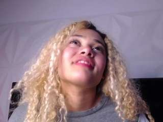  curly-marshall chat room
