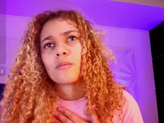 Curly Marshall's Live Sex Cam Show