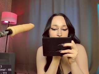 juicy-vikki