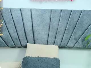 lily-meghan Live Webcam on CamSoda