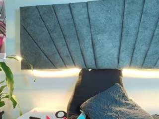 lily-meghan live webcam show