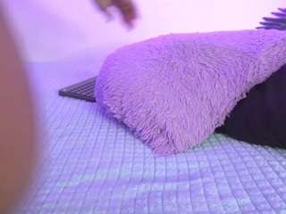 pocahotass-11 Live Webcam on CamSoda
