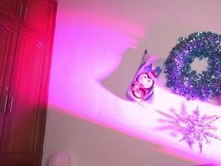 pocahotass-11's CamSoda show and profile