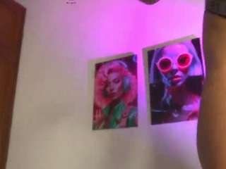 pocahotass-11 webcam