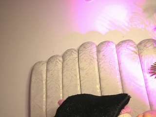 pocahotass-11 live webcam show