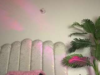 pocahotass-11 live cam preview