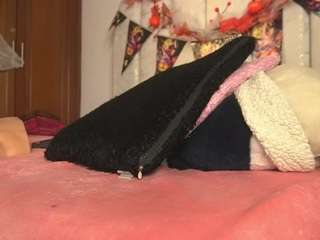 pocahotass-11 live cam preview