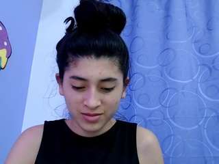 skinnykalitzo18 webcam model