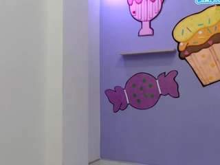 skinnykalitzo18 webcam model