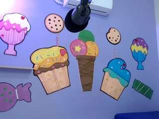 skinnykalitzo18 Live Webcam on CamSoda