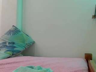 skinnykalitzo18 webcam