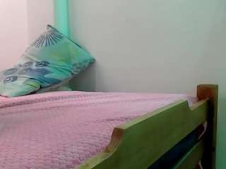 skinnykalitzo18 webcam