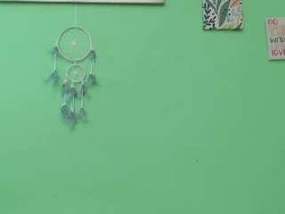 skinnykalitzo18 live cam profile