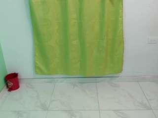 skinnykalitzo18 live cam profile