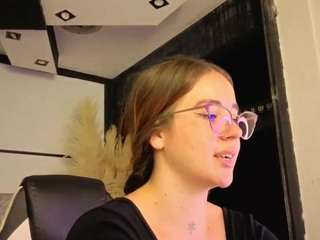 allicelover live webcam show