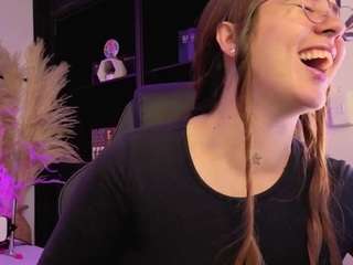 allicelover live webcam show