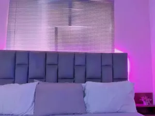 bambiluv1's Live Sex Cam Show